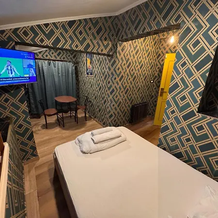 Self Check In Piata Romana 3*