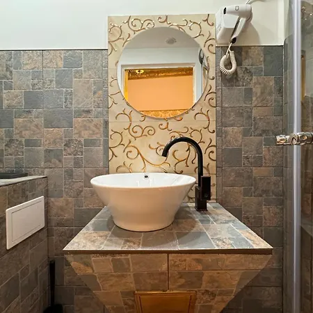 Hotel Self Check In Piata Romana Bukareszt